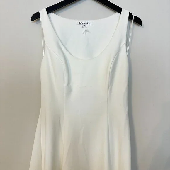 REFORMATION Mikol Pleated Midi Dress in White Size Medium - Picture 6 of 12